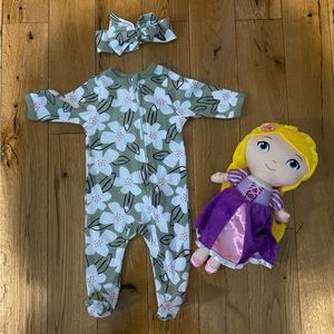 Baby Girl (NB) Mini Hop Floral Zip Footie Pajamas
